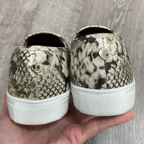𝅺Steve Madden Safary Snakeskin Slip On Sneakers 9M - Picture 13 of 13
